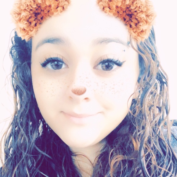 Meet your Posher, Arlene - Picture 1 of 1